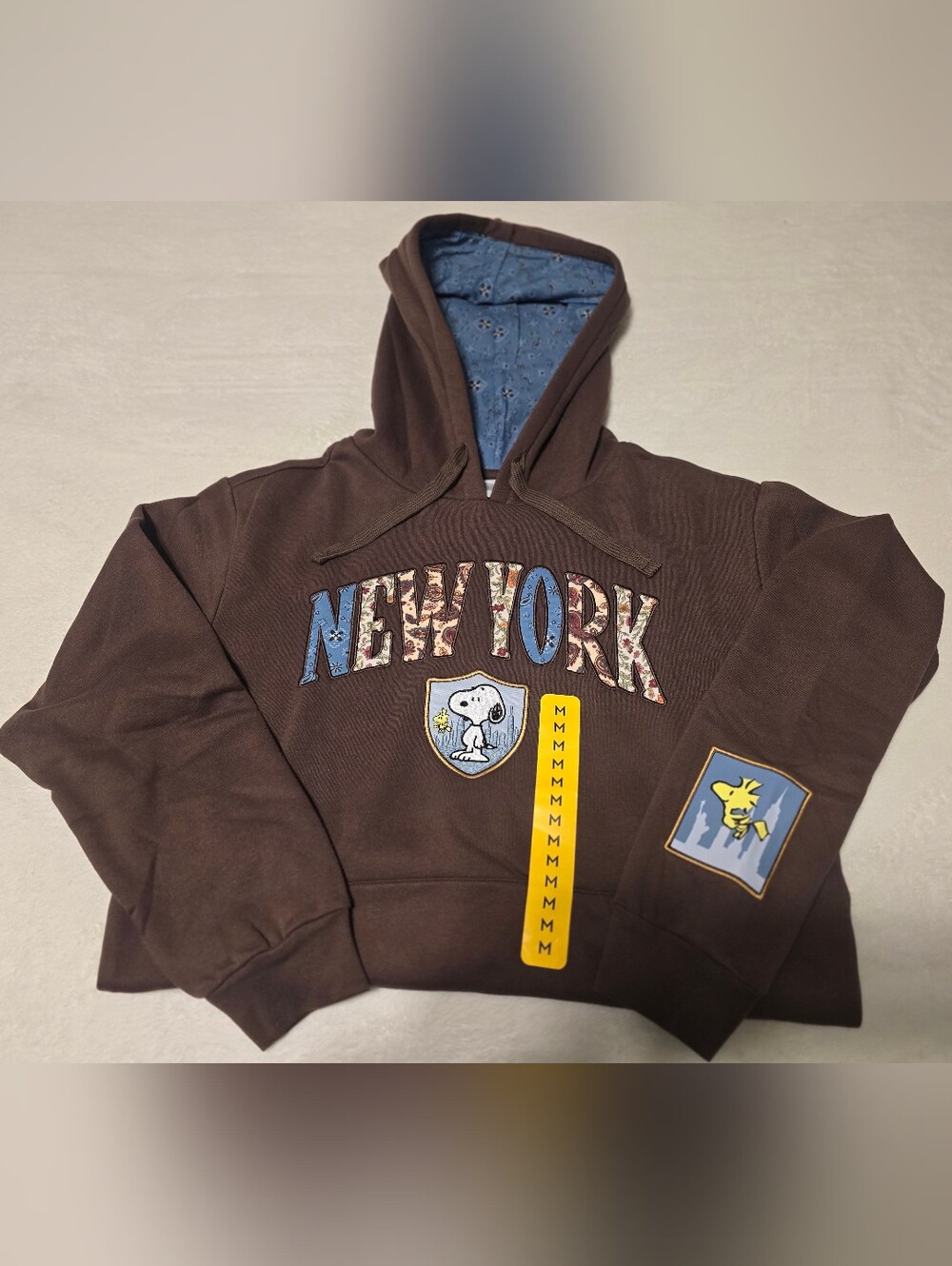 NWT Peanuts Snoopy New York Character Patchwork Destination Hoodie Brown M